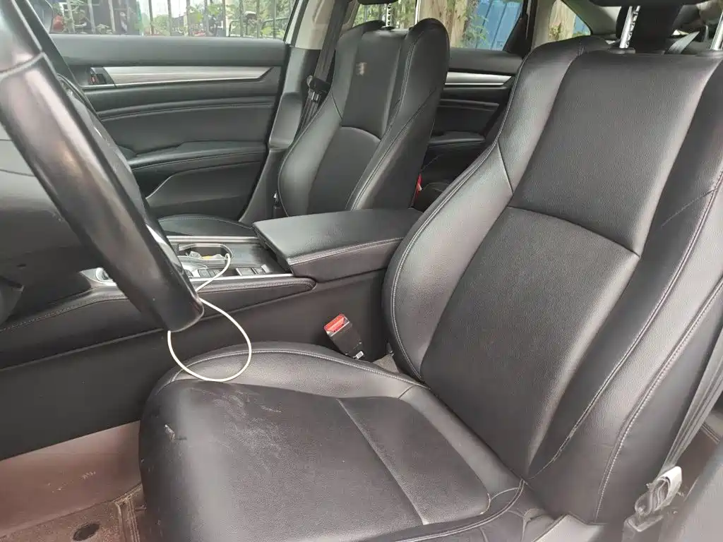 Honda Accord — миниатюра 11
