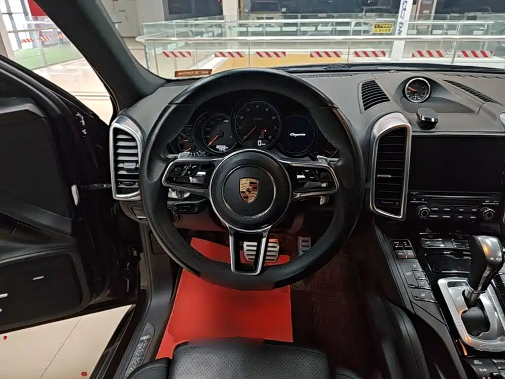 Porsche Cayenne 2016 Cayenne Platinum Edition 3.0T