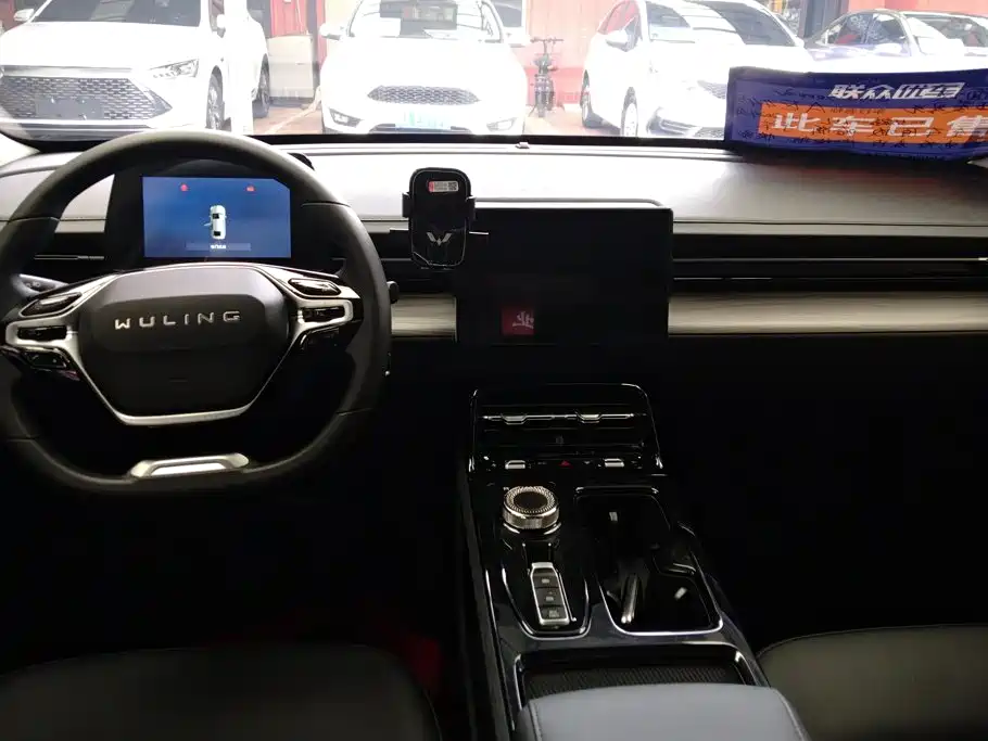 Wuling Xingguang — миниатюра 11