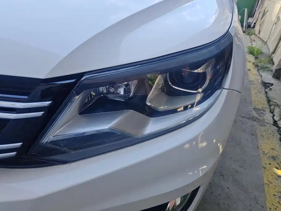 Volkswagen Tiguan — миниатюра 5