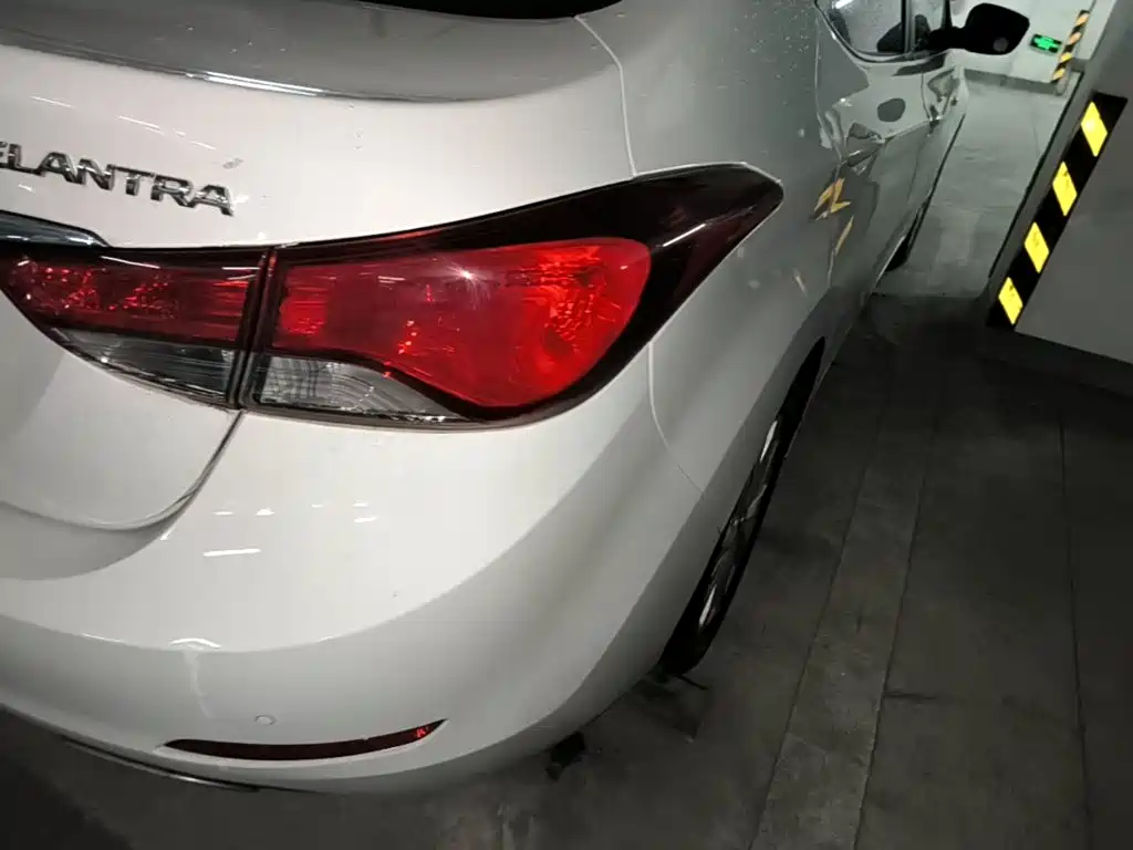 Hyundai Elantra Langdong — миниатюра 8