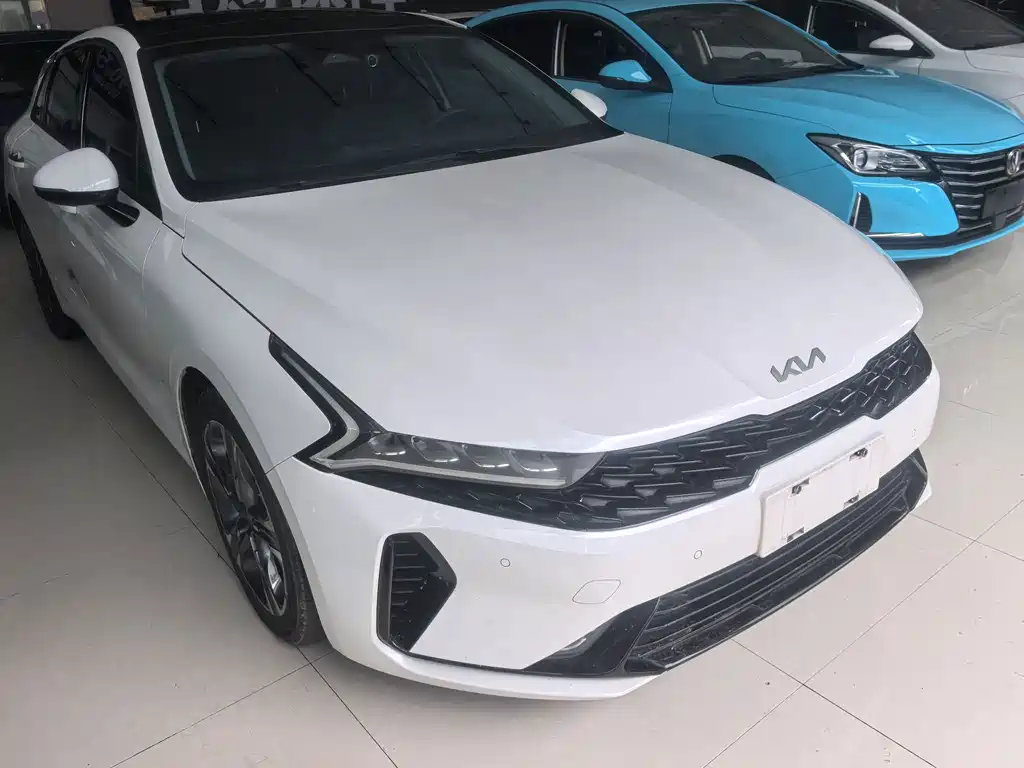 Kia K5 — миниатюра 3