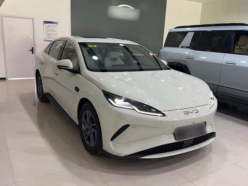 BYD Seal 06 06 2025 EV 545KM Premium