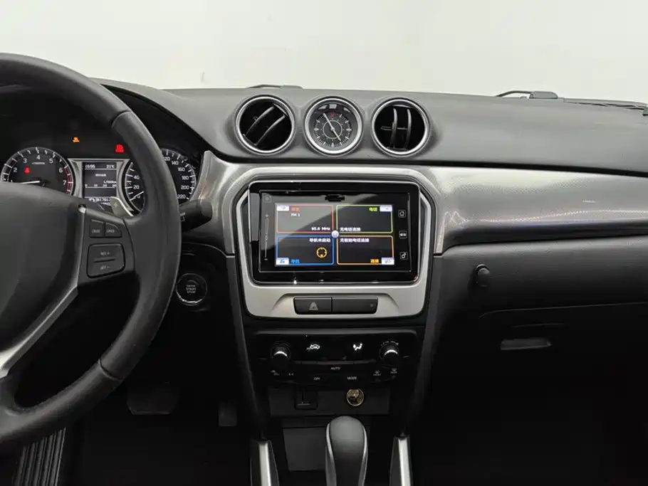 Suzuki Vitara — миниатюра 13