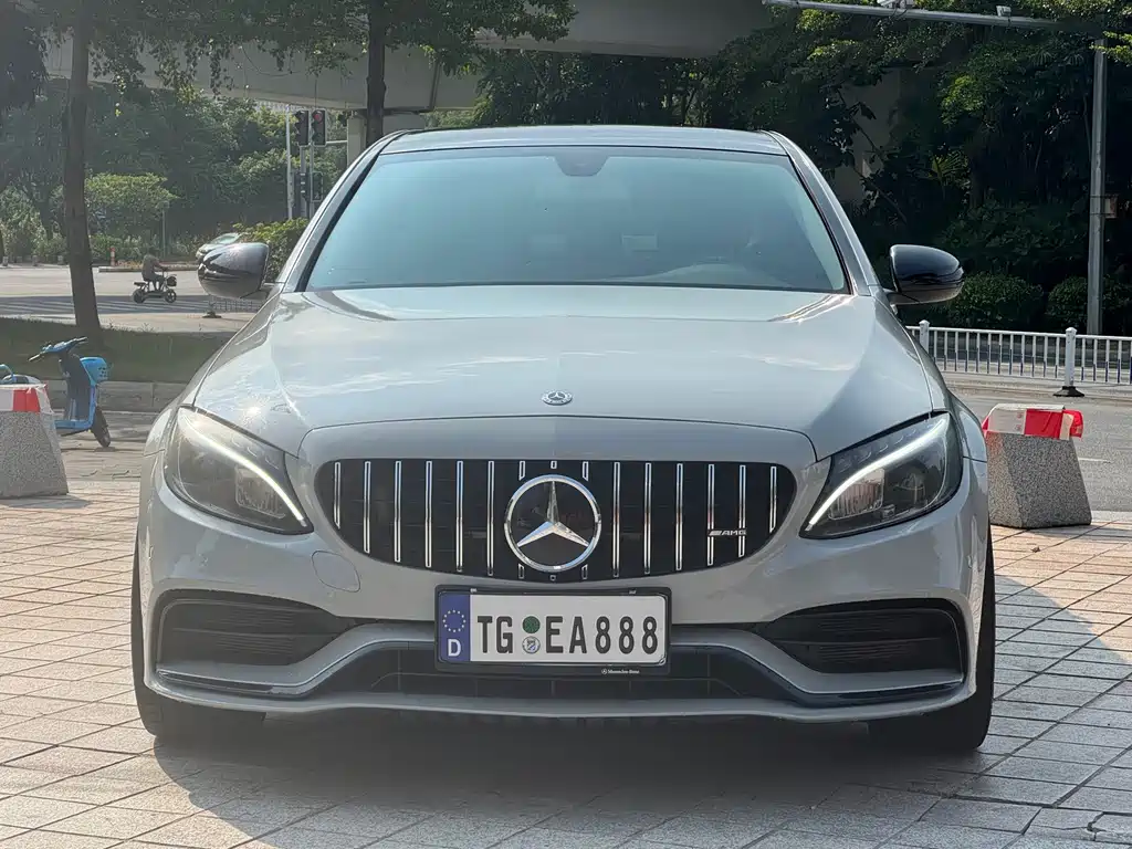 Mercedes-Benz C-Class — миниатюра 2