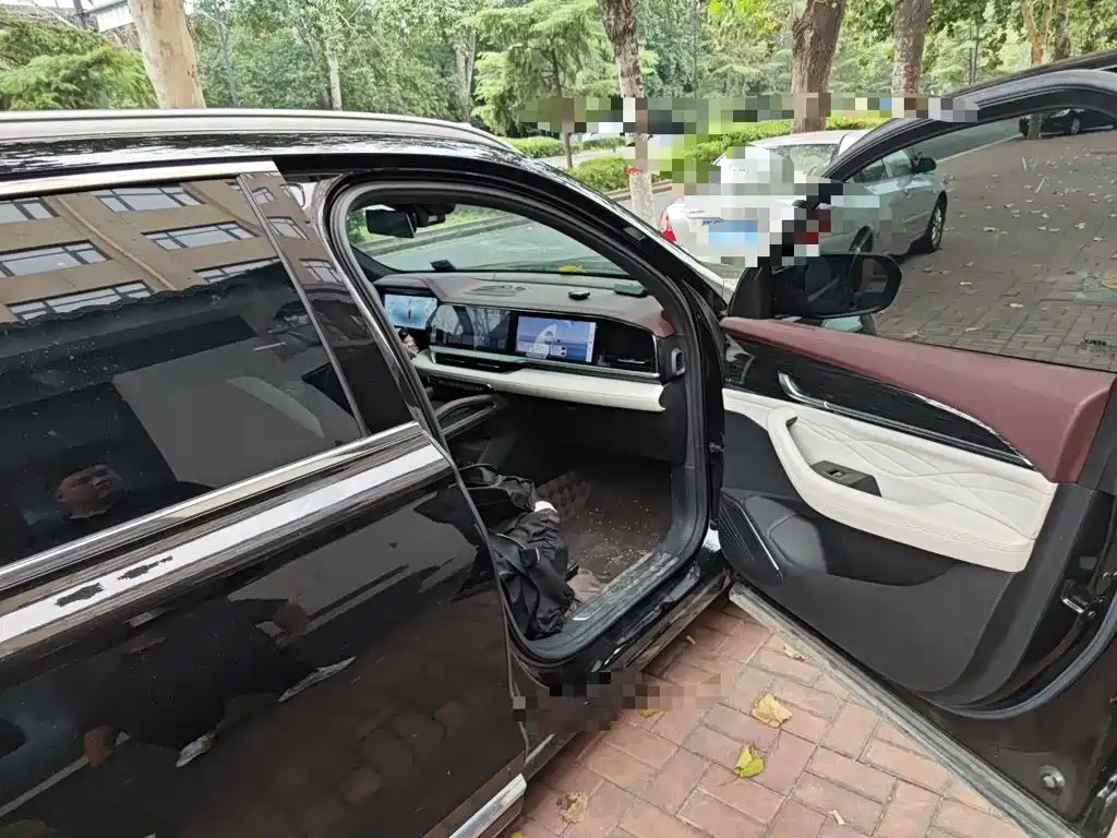 Geely Xingyue L — миниатюра 18