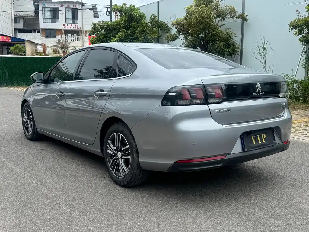 Peugeot 308 — миниатюра 5