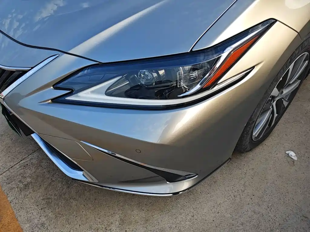 Lexus ES — миниатюра 24