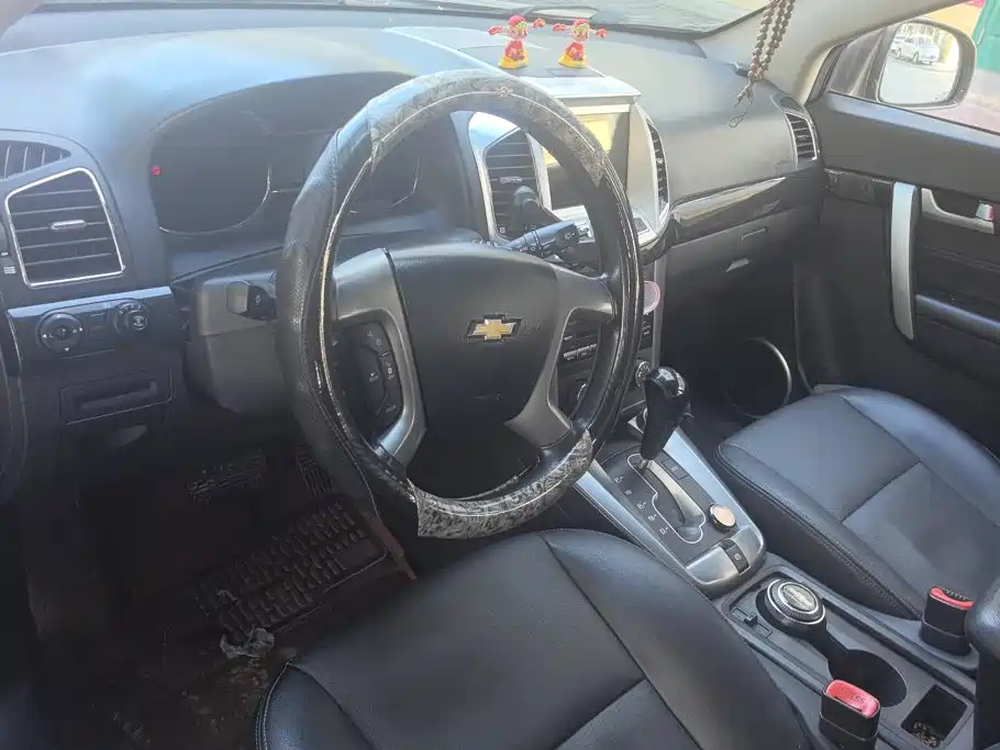 Chevrolet Captiva — миниатюра 12