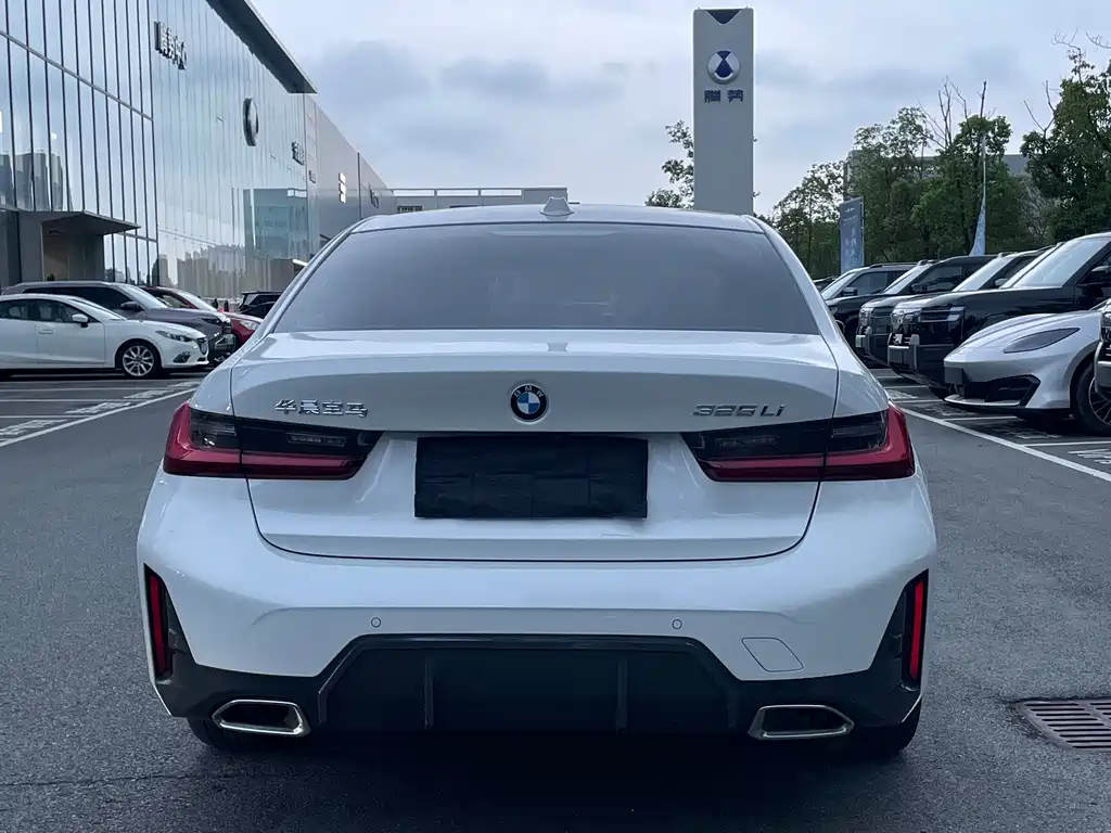 BMW 3 Series — миниатюра 18