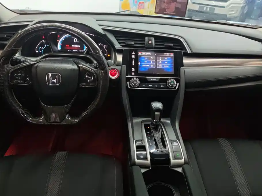 Honda Civic — миниатюра 12