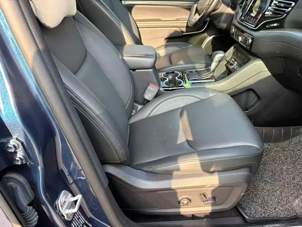 Jeep Grand Commander — миниатюра 17