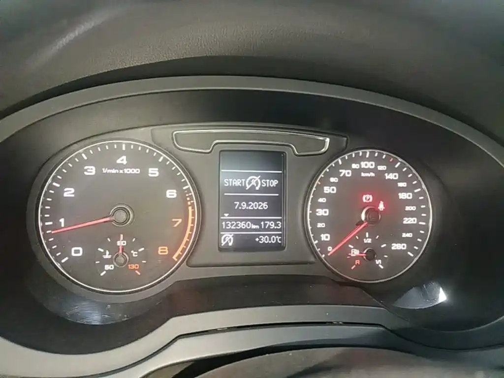 Audi Q3 — миниатюра 12