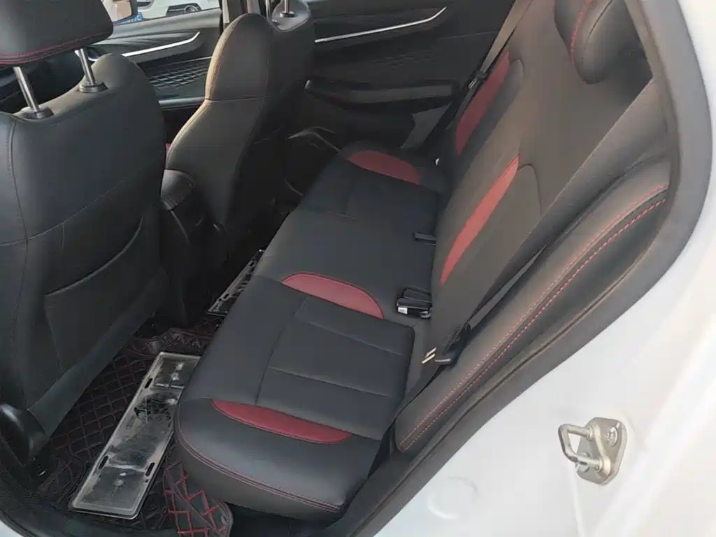 Geely Vision X3 — миниатюра 17