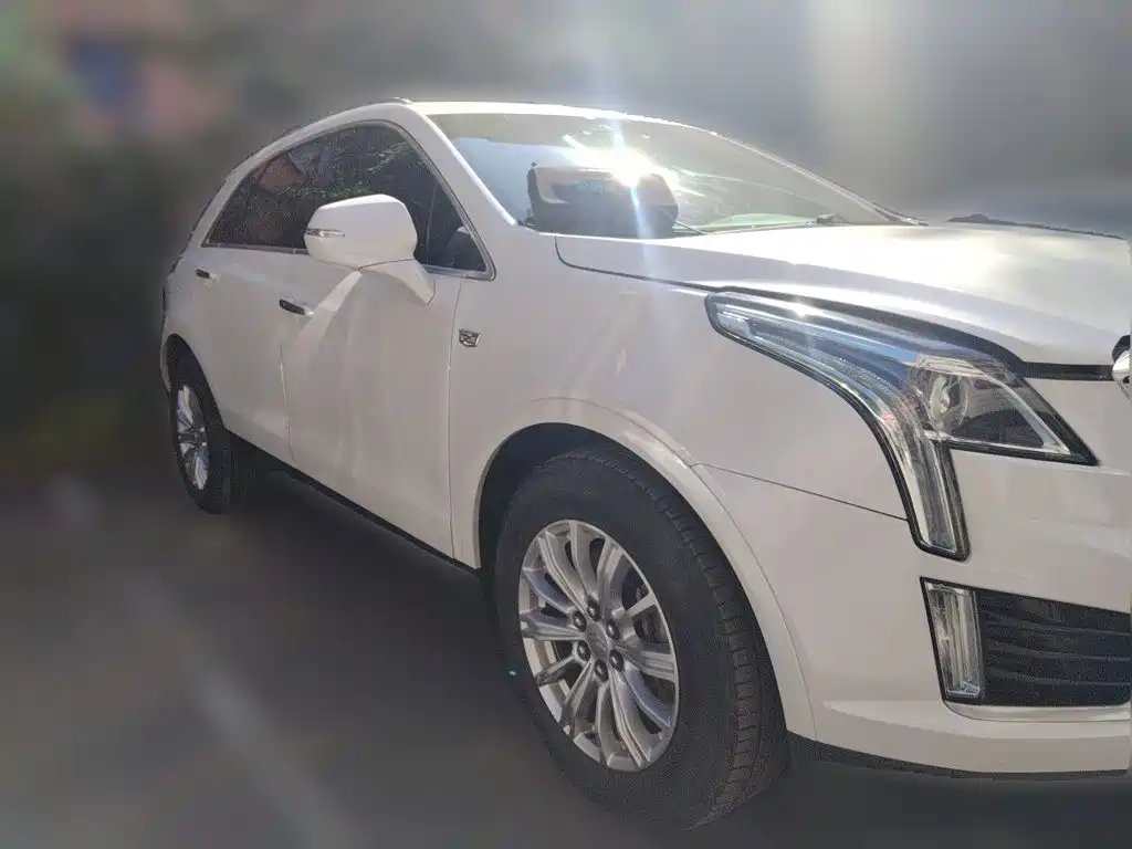 Cadillac XT5 — миниатюра 3
