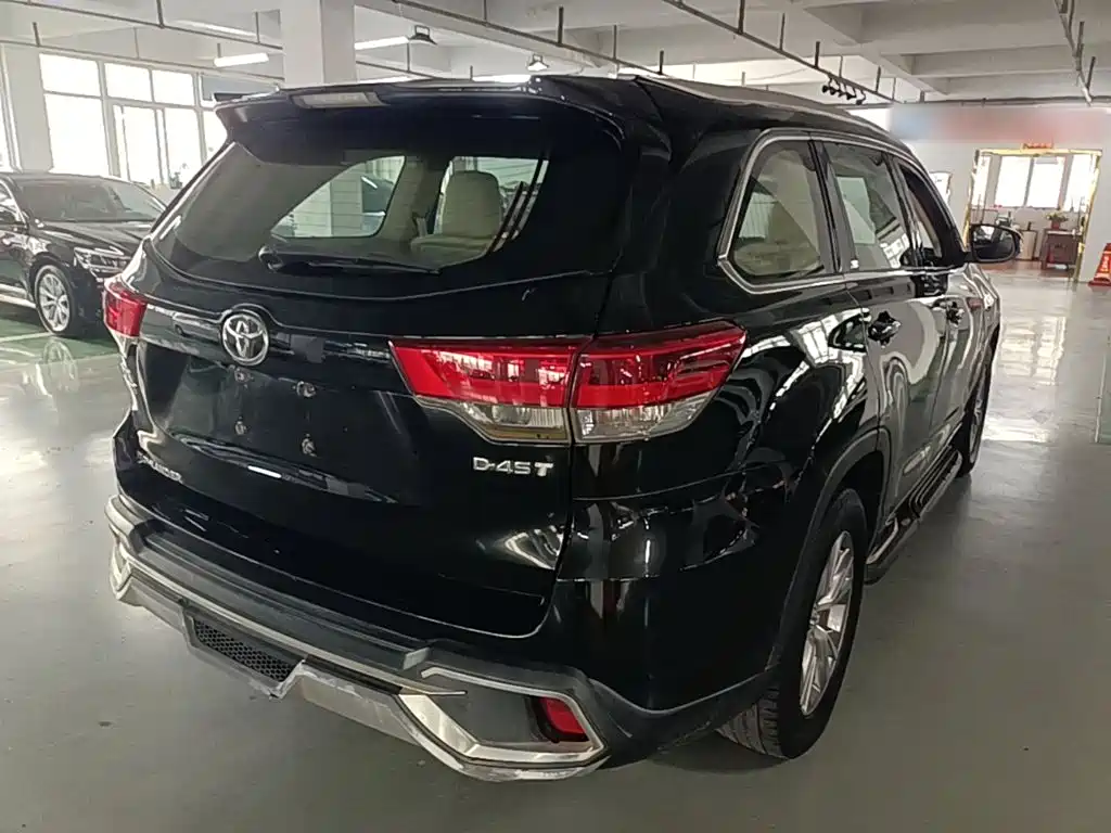 Toyota Highlander — миниатюра 7