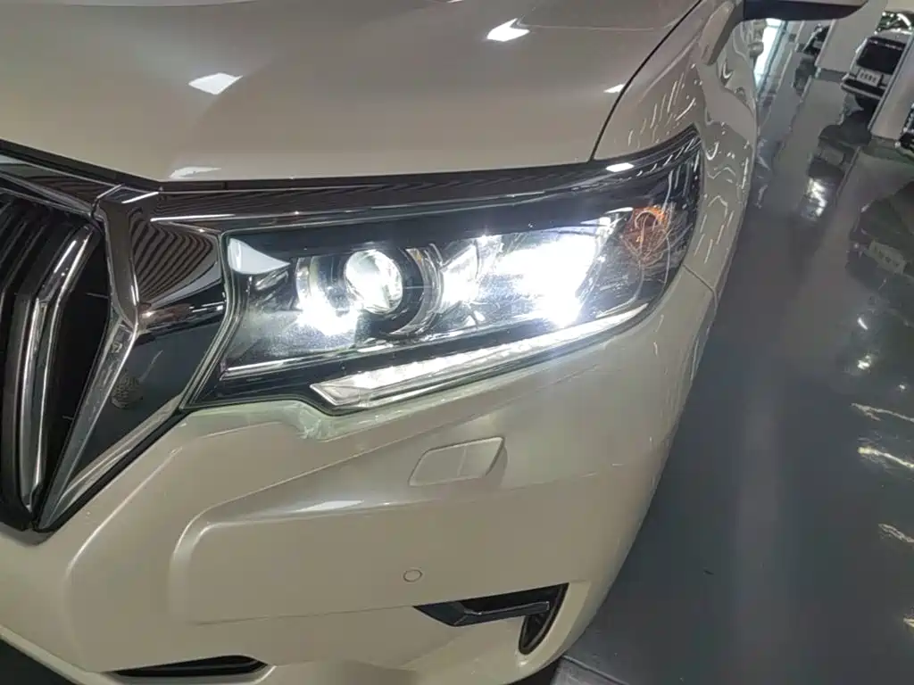 Toyota Prado — миниатюра 24