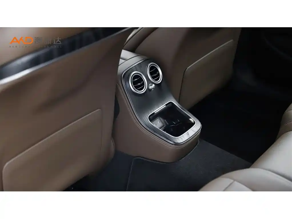 Mercedes-Benz E-Class New Energy — миниатюра 9