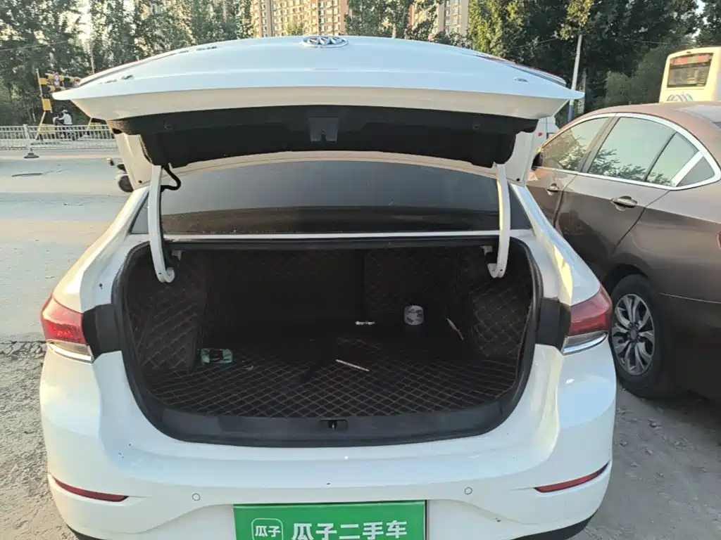 Buick Excelle — миниатюра 19