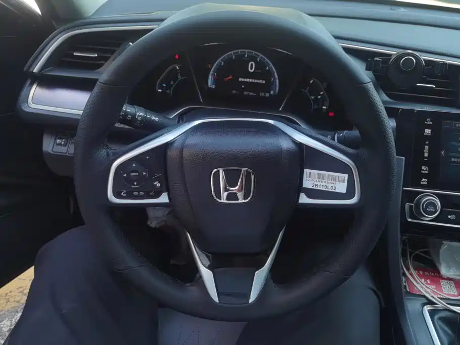 Honda Civic — миниатюра 15