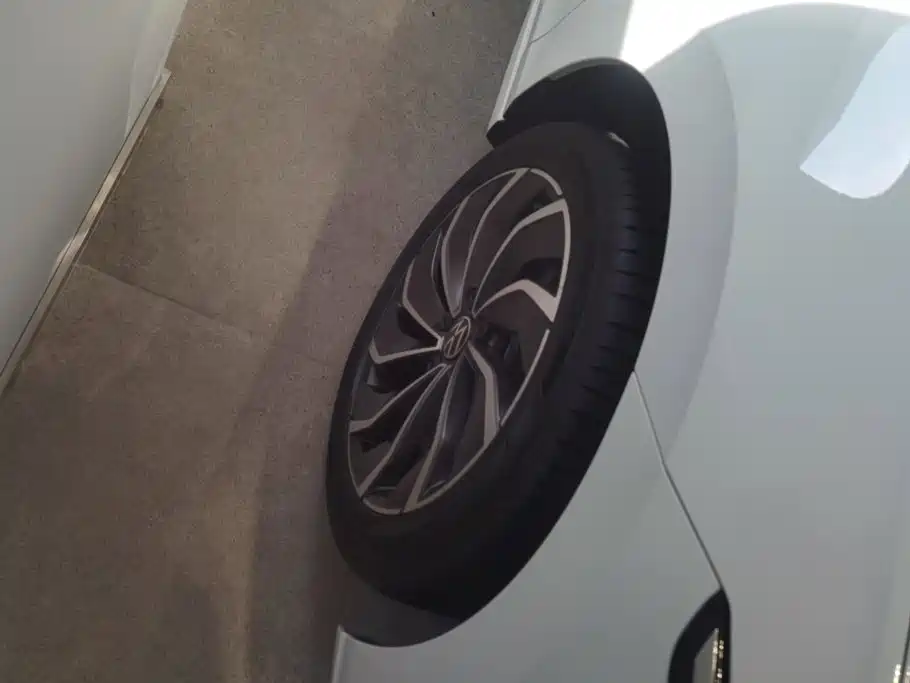Volkswagen Golf — миниатюра 6