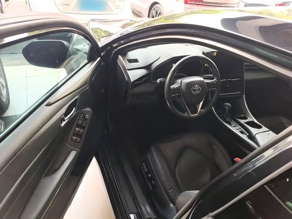 Toyota Avalon — миниатюра 16