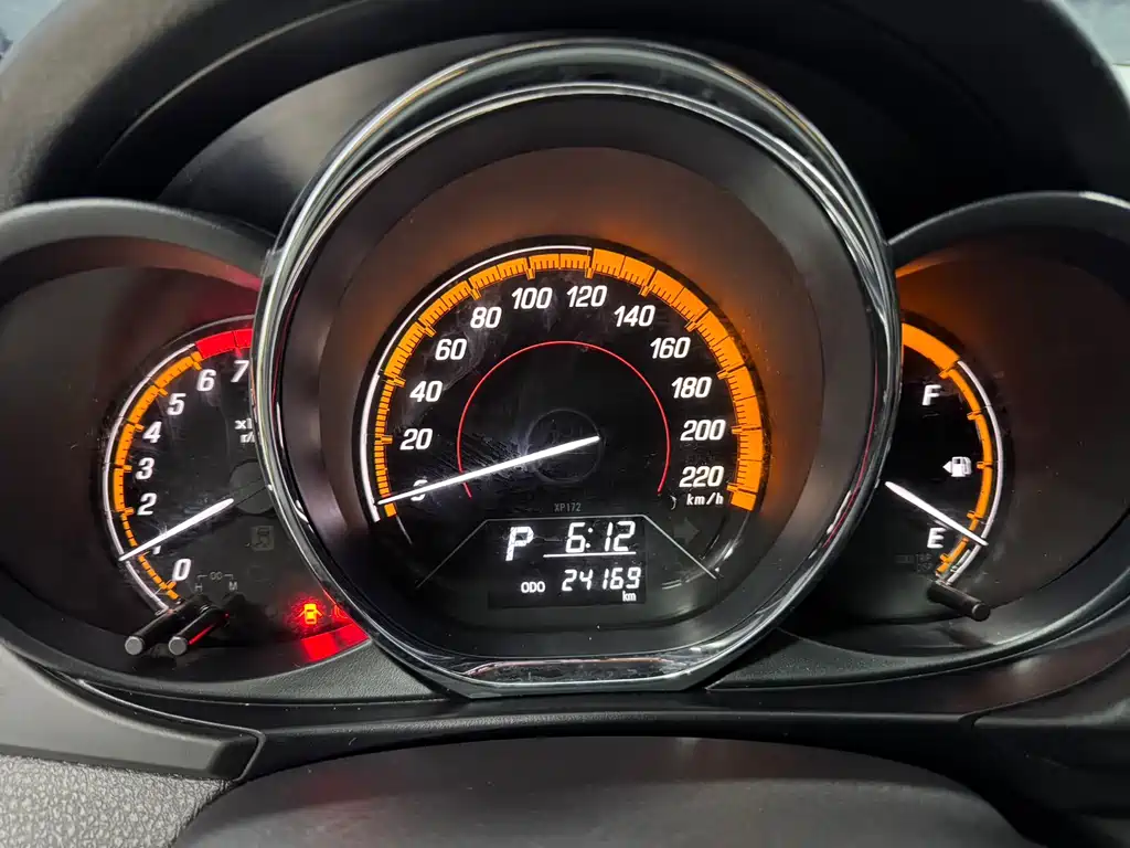 TOYOTA YARIS L ZHIXUAN