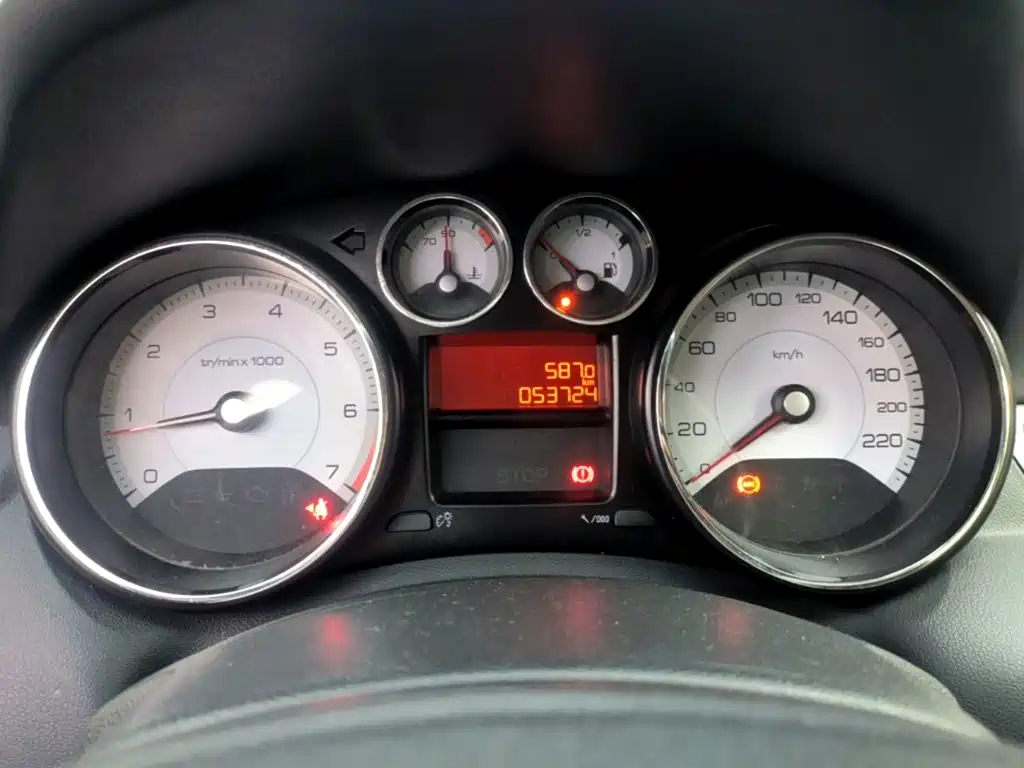 Peugeot 308 — миниатюра 12