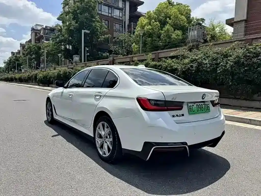 BMW i3 — миниатюра 11
