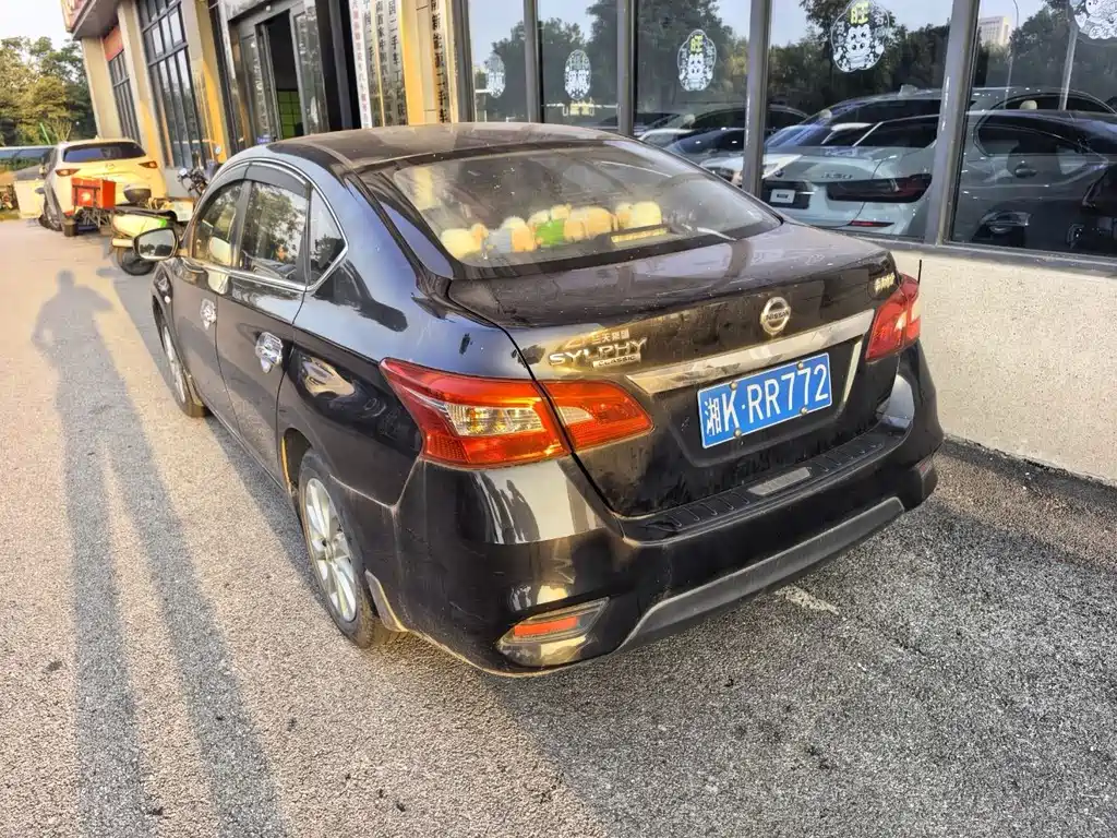 Nissan Sylphy — миниатюра 8