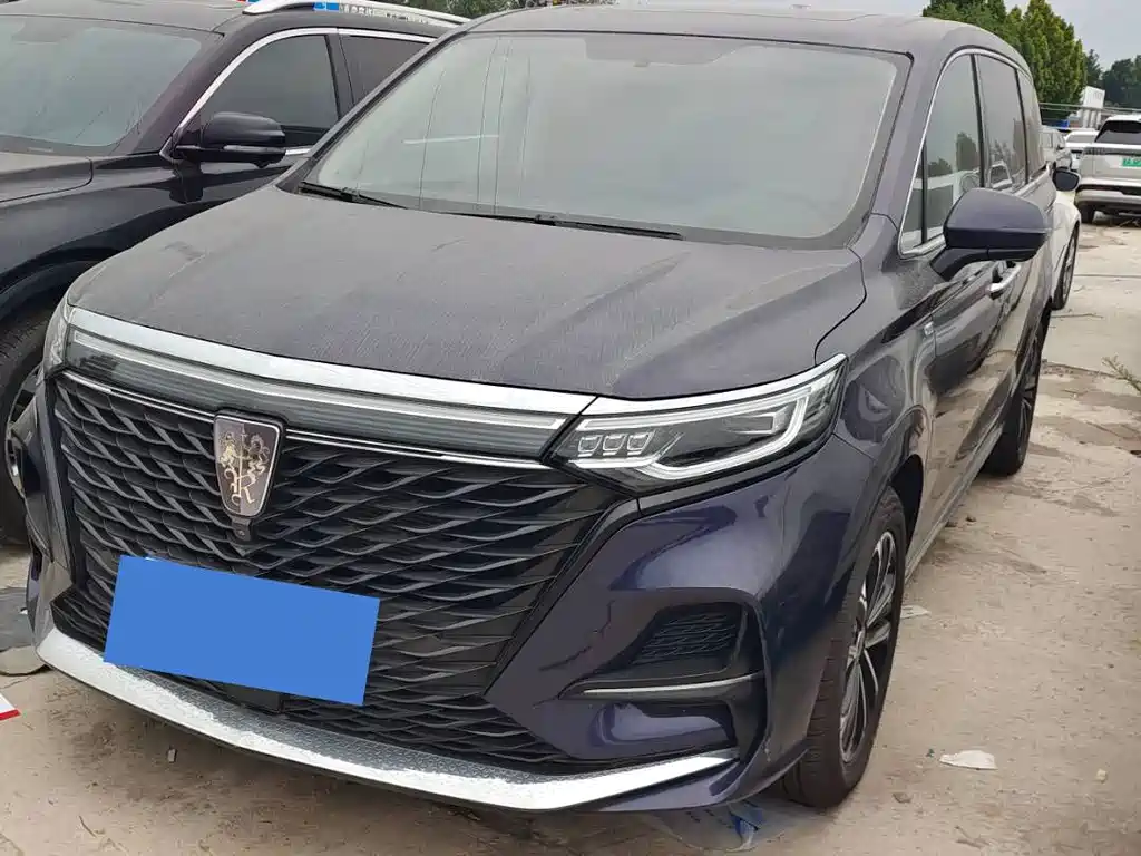 Roewe iMAX8