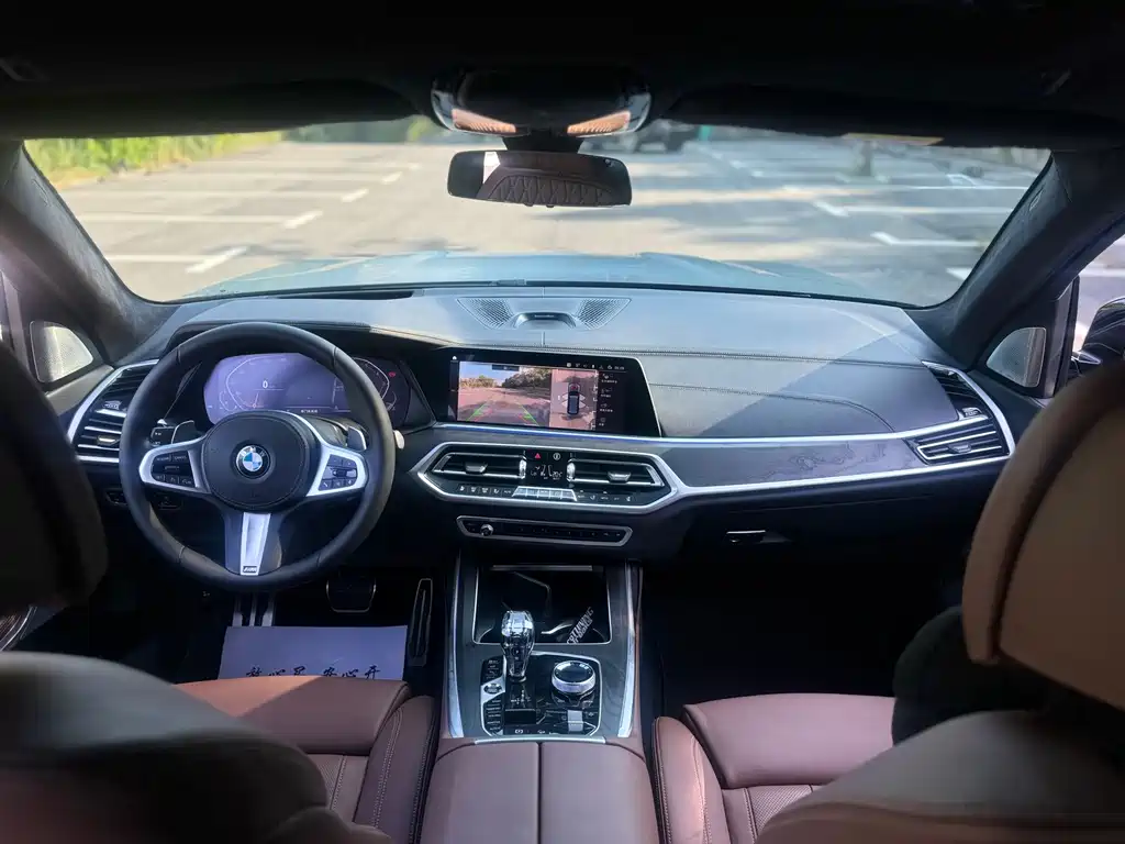 BMW X7 — миниатюра 9