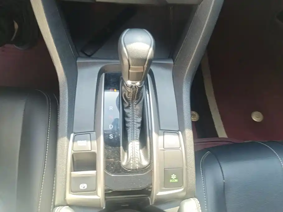 Honda Civic — миниатюра 16