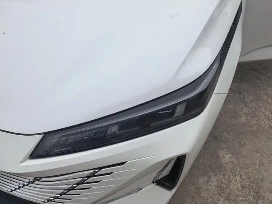 Changan Eado — миниатюра 5