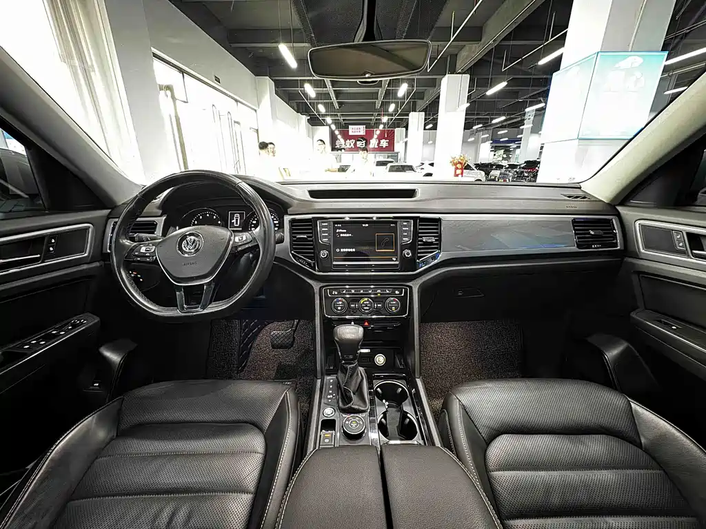 Volkswagen Teramont — миниатюра 12