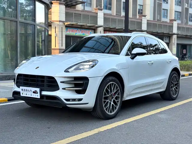 PORSCHE MACAN 2017