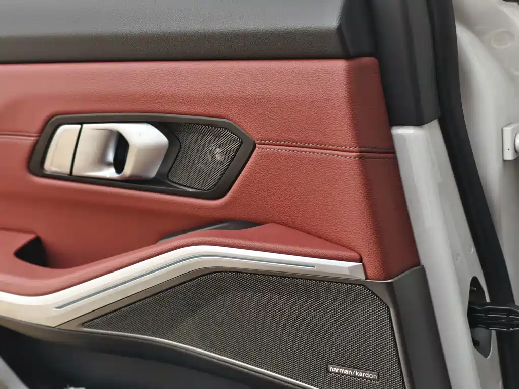 BMW 3 Series — миниатюра 20