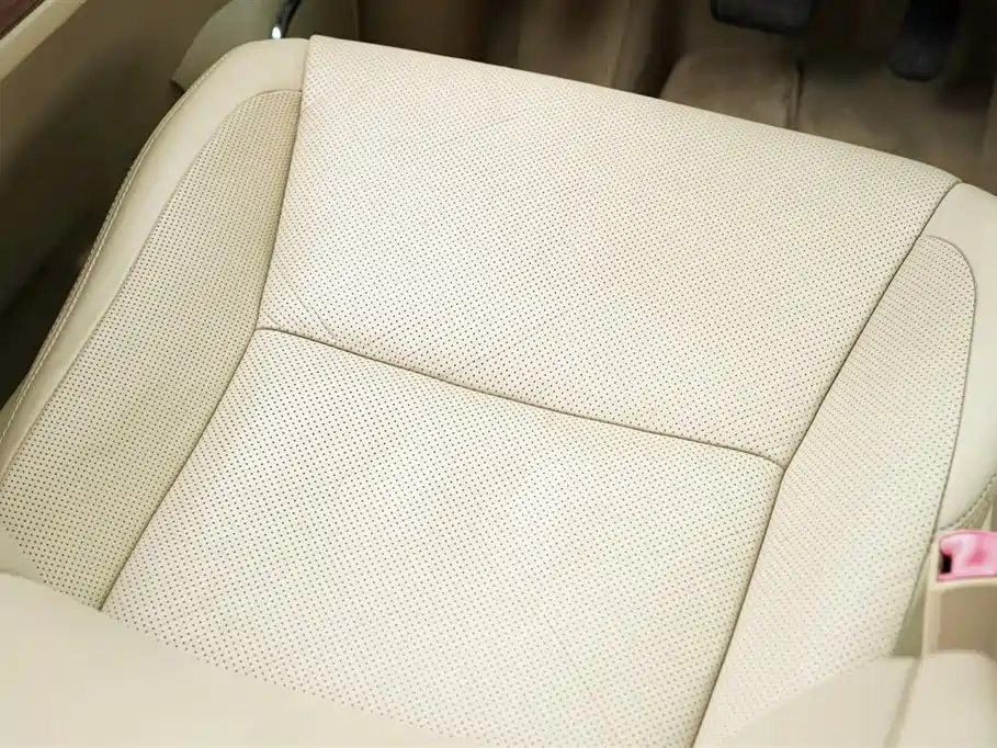 Toyota Alphard 2011 3.5L Luxury