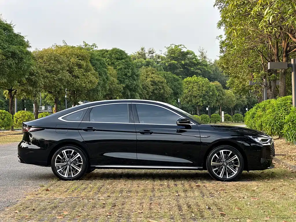 Chery Arrizo 8 PRO — миниатюра 9