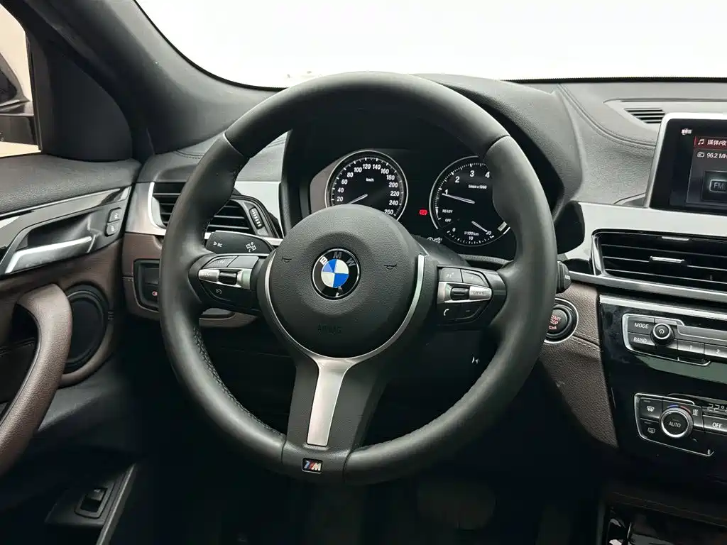 BMW X2 — миниатюра 23