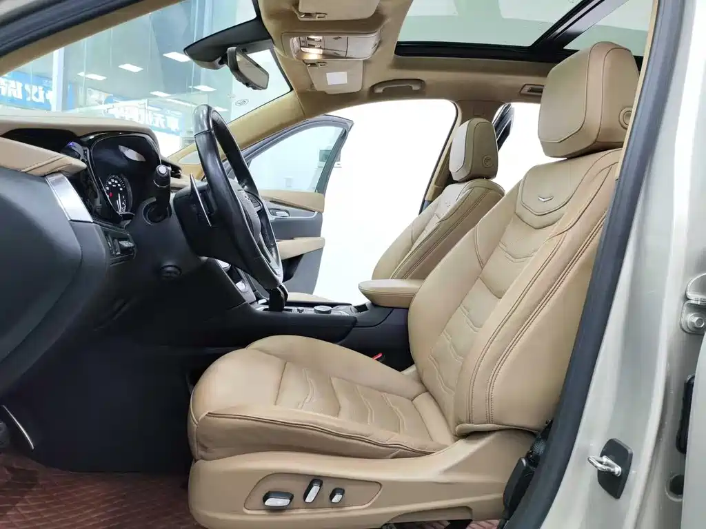 Cadillac XT6 — миниатюра 4
