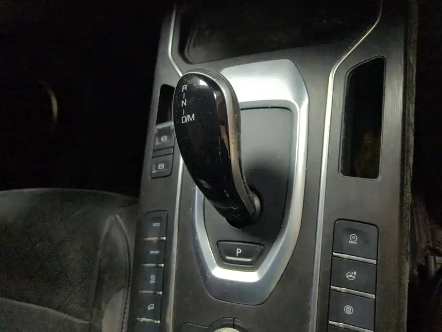 Wey Wey VV6 — миниатюра 16