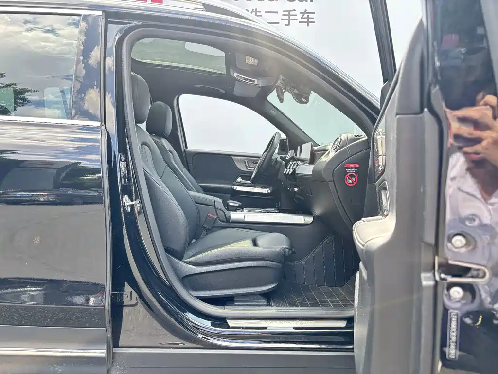 Mercedes-Benz EQB — миниатюра 18