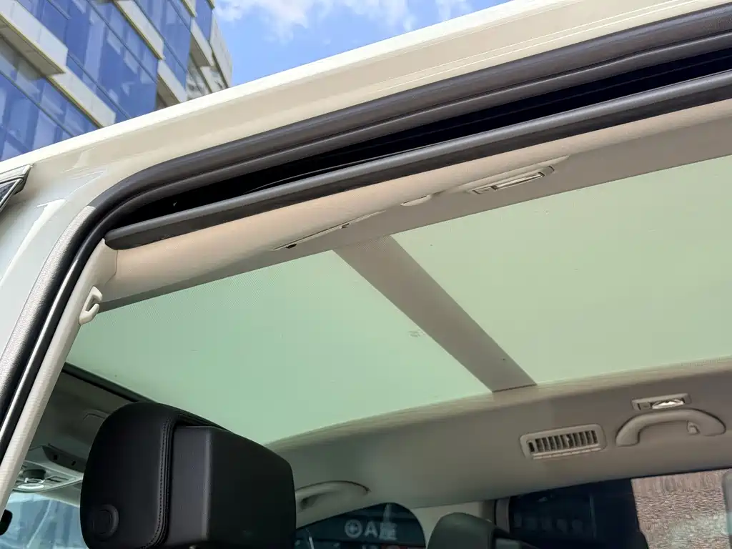 Volkswagen Sharan — миниатюра 9