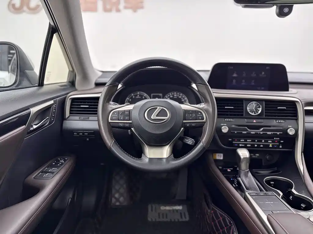 Lexus RX — миниатюра 8
