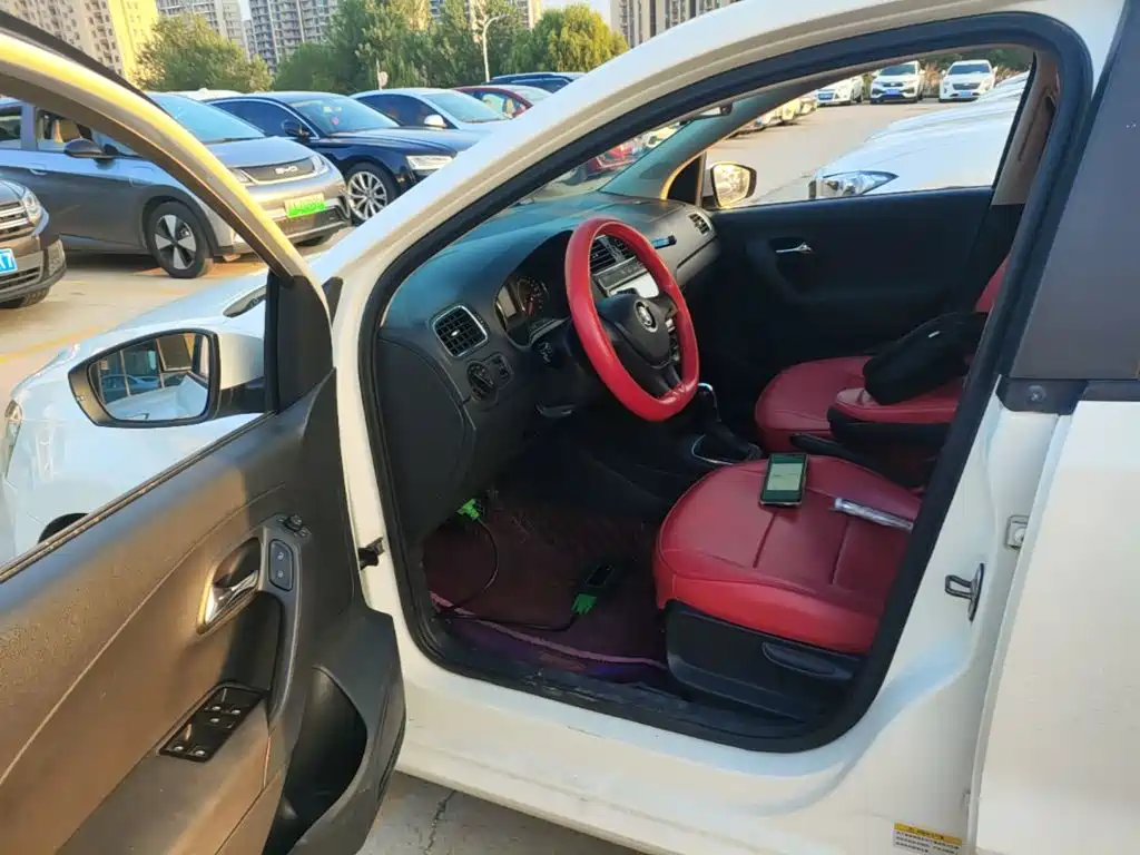 Volkswagen Polo — миниатюра 16