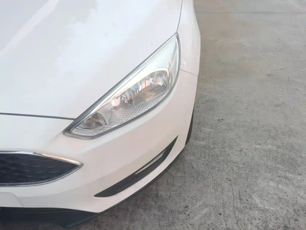 Ford Focus — миниатюра 24