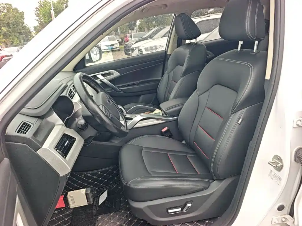 Geely Boyue — миниатюра 15