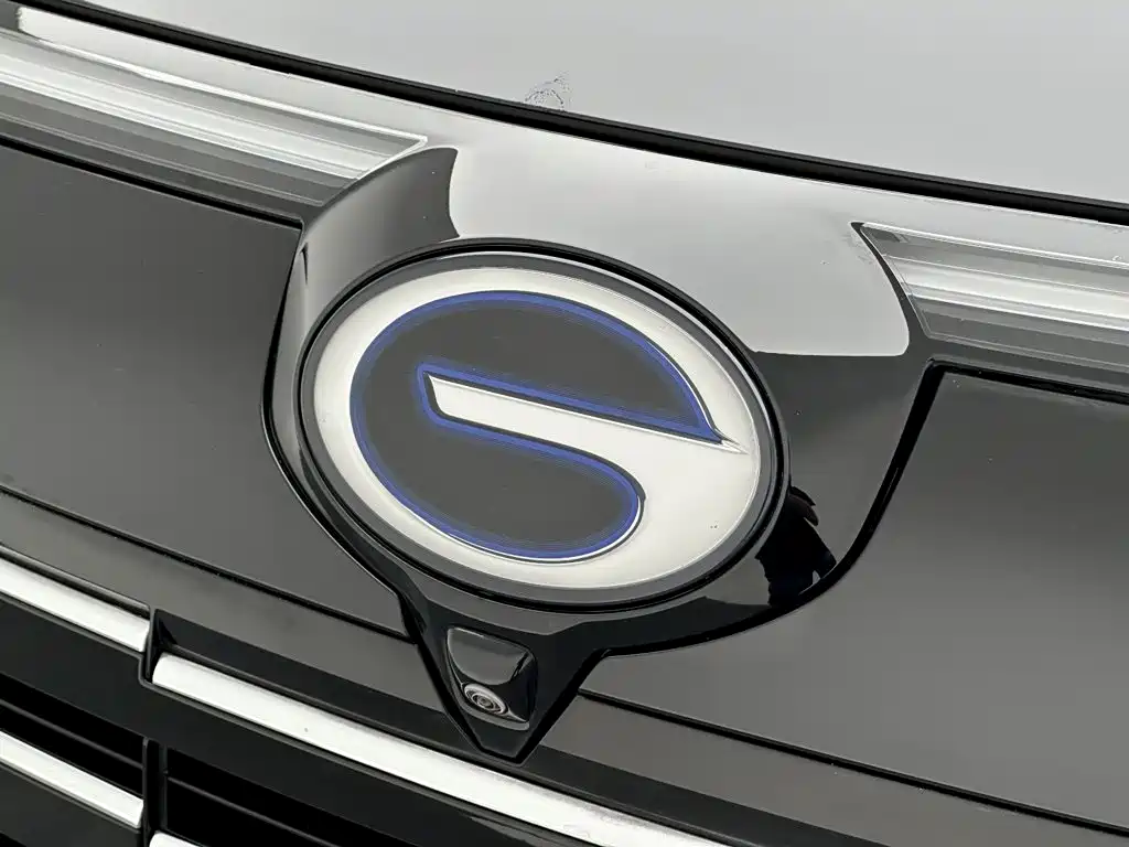 GAC Motor Trumpchi E8 PHEV — миниатюра 26