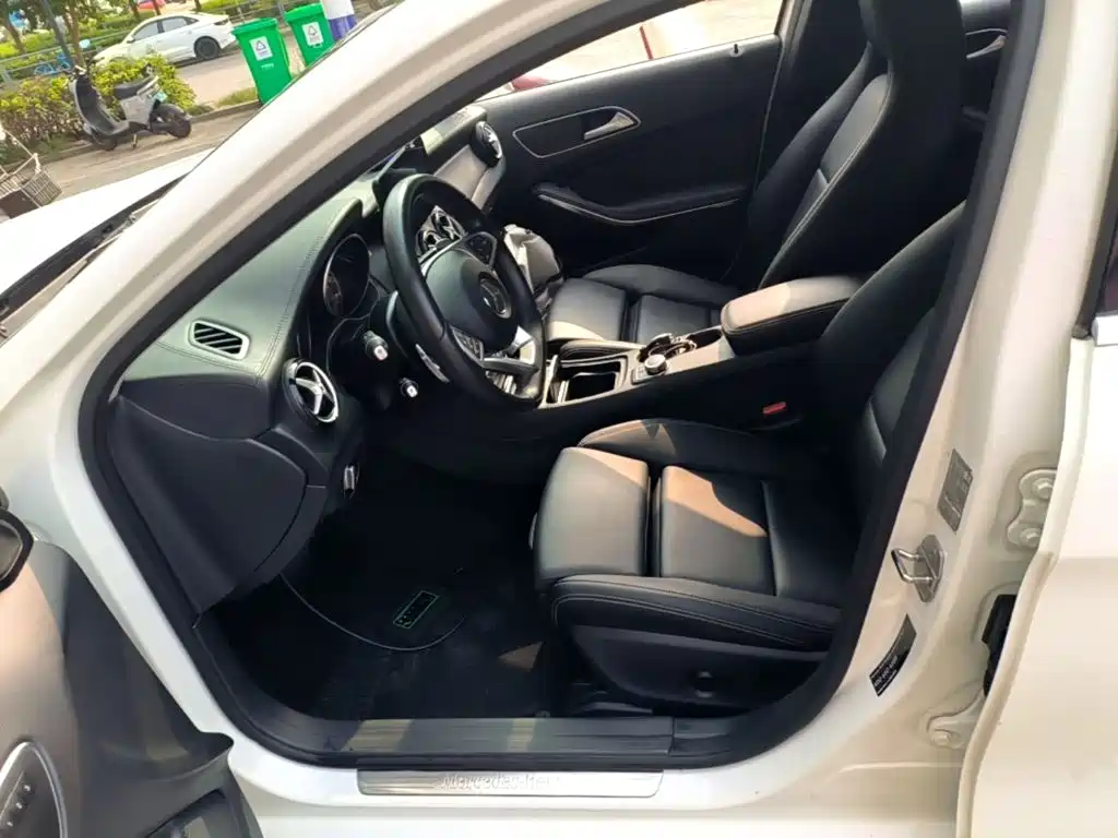 Mercedes-Benz GLA — миниатюра 15